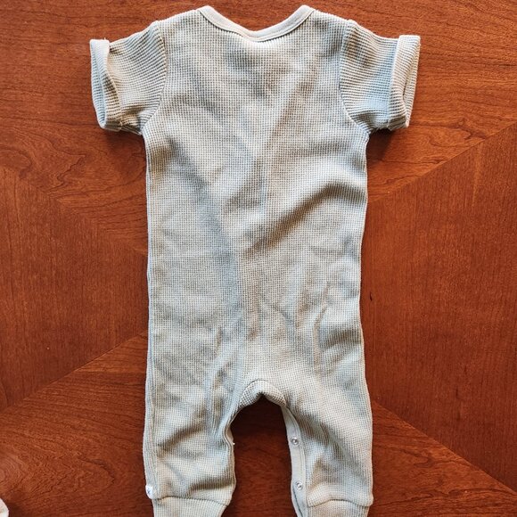 🌻5/$25🌻 Sage green waffle romper - Picture 3 of 3